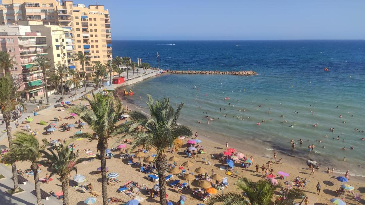 Apartamento 1A Linea Anri Τορεβιέχα Εξωτερικό φωτογραφία