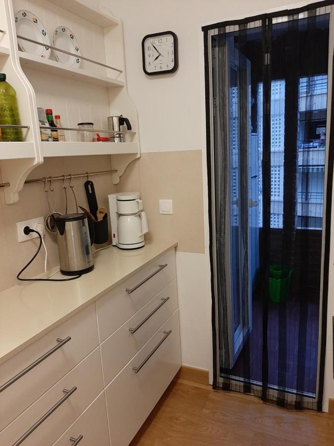Apartamento 1A Linea Anri Τορεβιέχα Εξωτερικό φωτογραφία