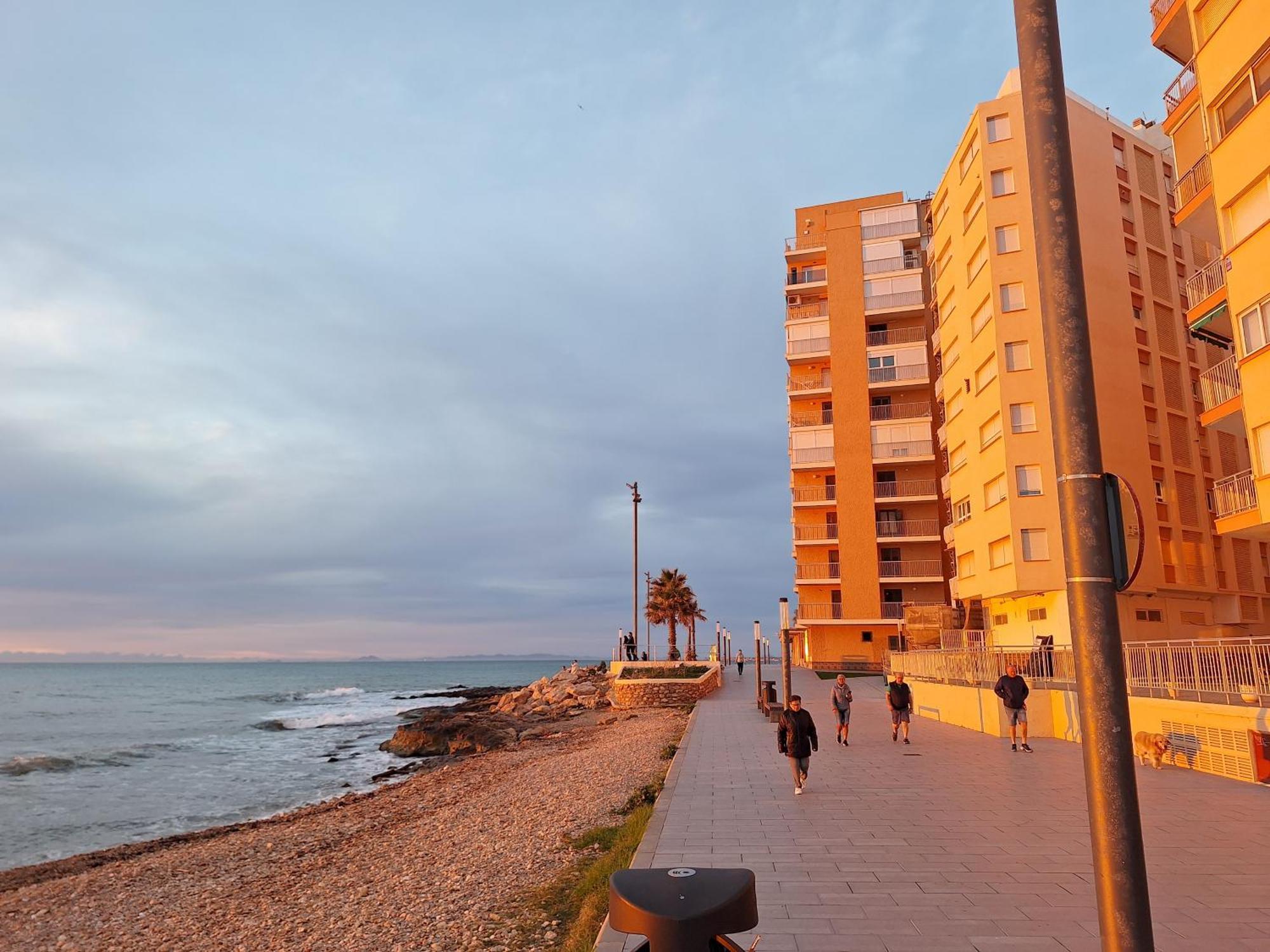 Apartamento 1A Linea Anri Τορεβιέχα Εξωτερικό φωτογραφία